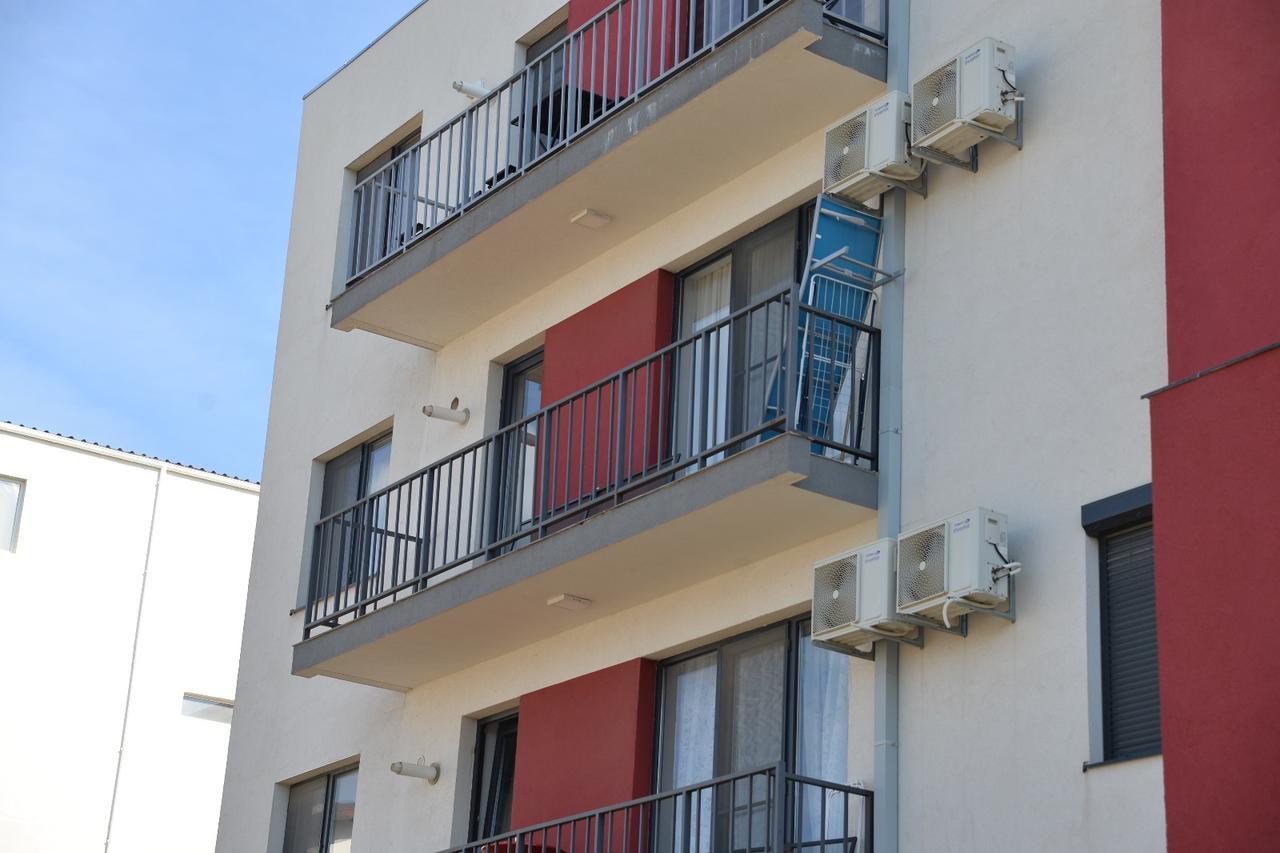 Andrew Beach Apartment Нэводари Экстерьер фото